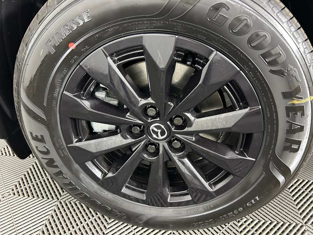 2026 MAZDA Cx-50 Premium - Image 9