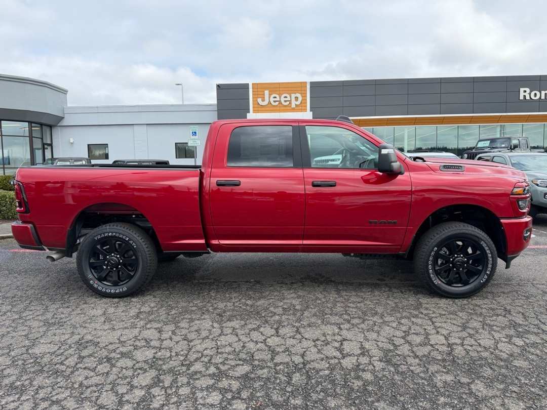 2026 Ram 2500 Big Horn - Image 9