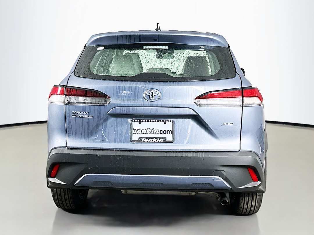 2026 Toyota Corolla Cross L - Image 6