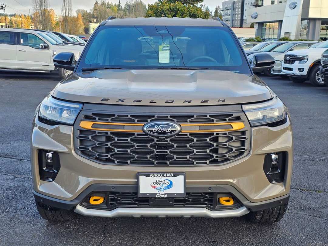 2026 Ford Explorer Tremor - Image 2