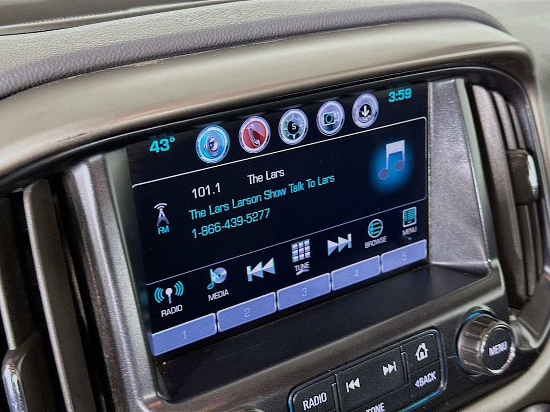 2018 Chevrolet Colorado Z71 - Image 16