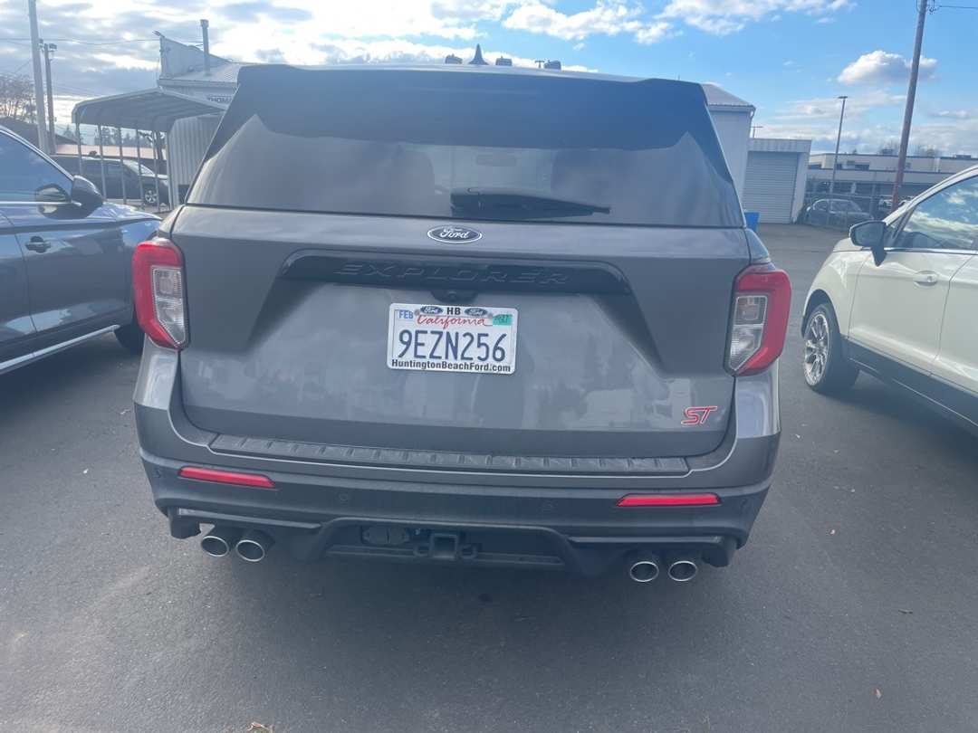2022 Ford Explorer ST - Image 4