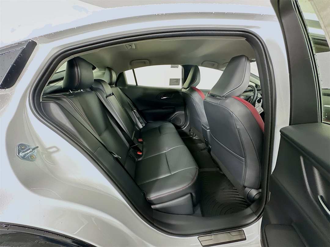 2026 Toyota Prius XSE Premium - Image 28