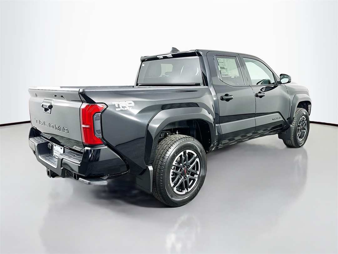 2026 Toyota Tacoma TRD Sport - Image 7