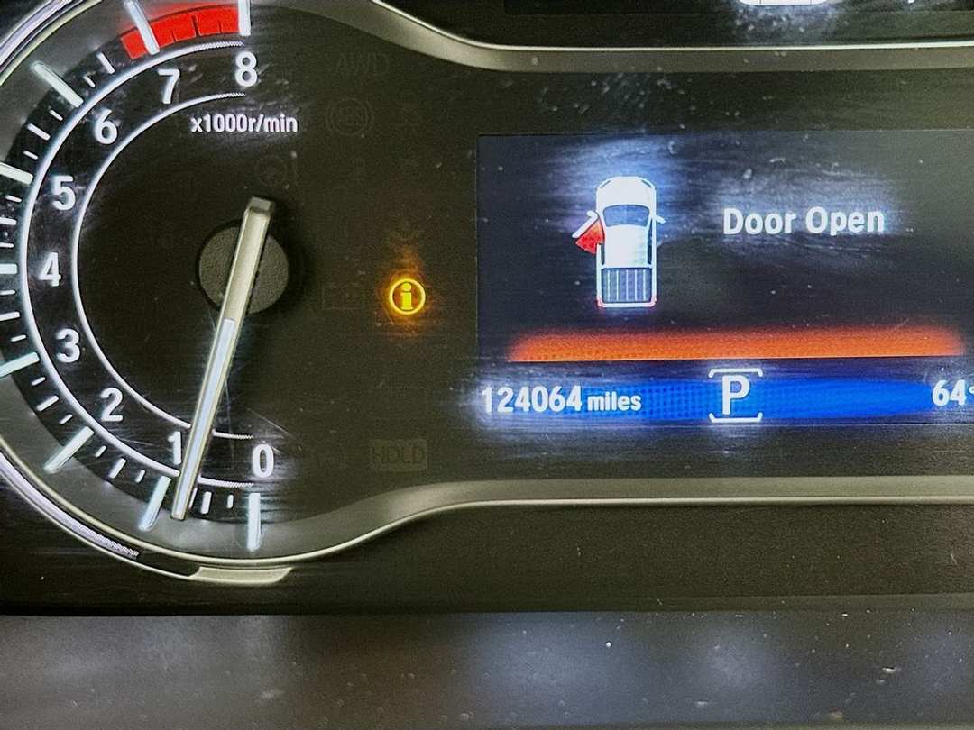 2019 Honda Ridgeline Sport - Image 13