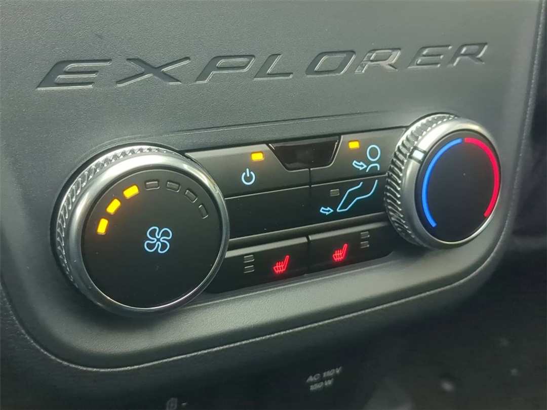 2026 Ford Explorer STLine - Image 24