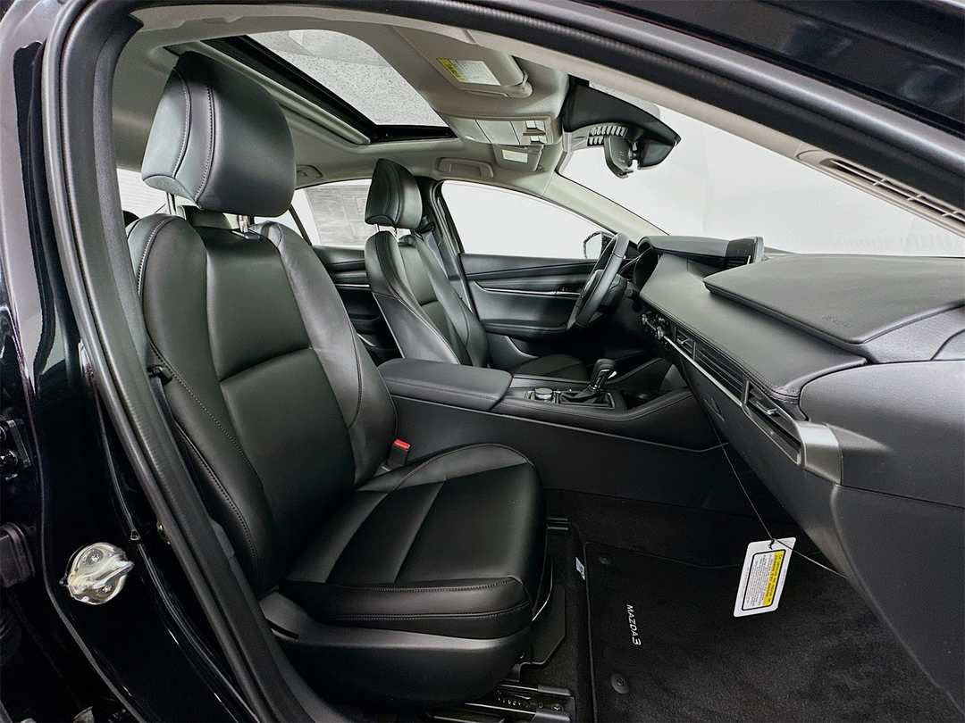 2026 MAZDA Mazda3 2.5 S Preferred - Image 28