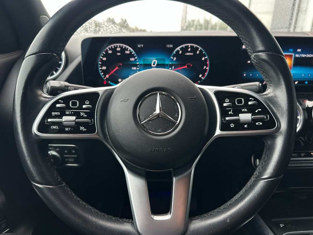 2022 Mercedes-Benz GLA GLA 250 - Image 22