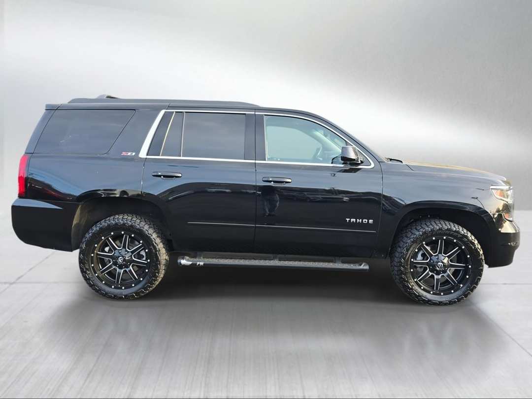 2019 Chevrolet Tahoe LT - Image 3