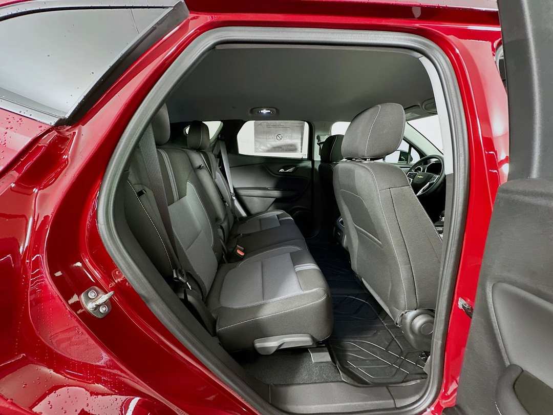 2025 Chevrolet Blazer LT - Image 28