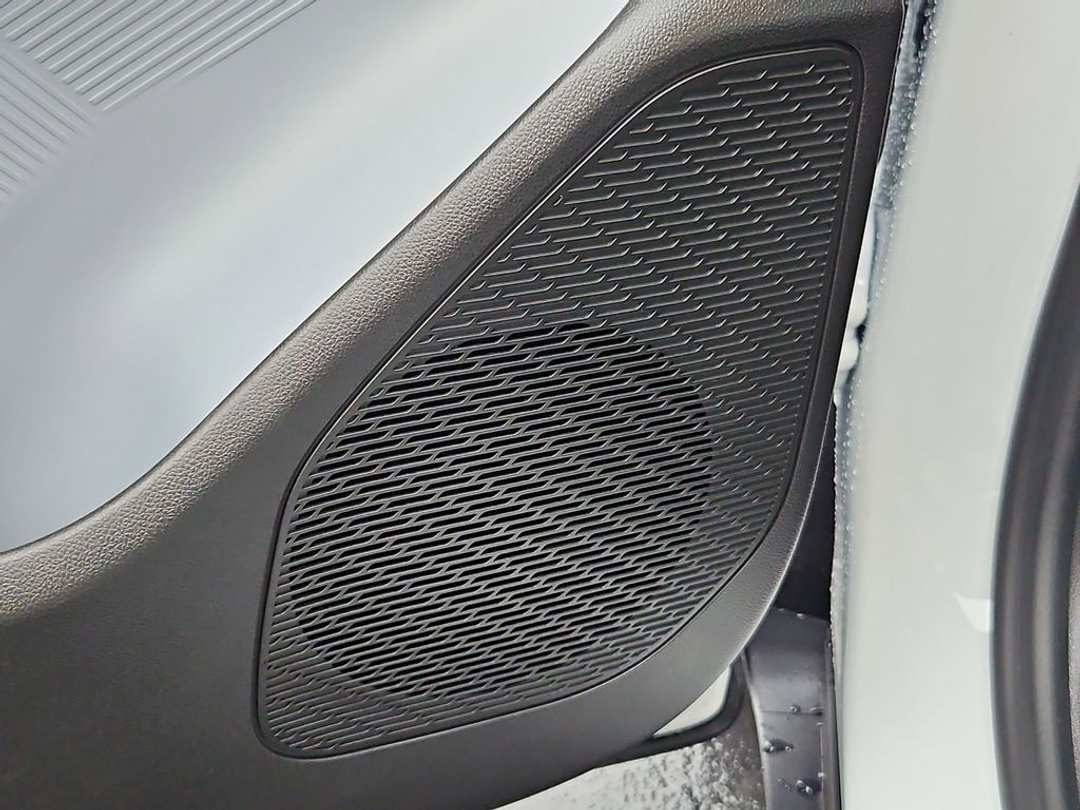 2027 Chevrolet Bolt Ev - Image 12