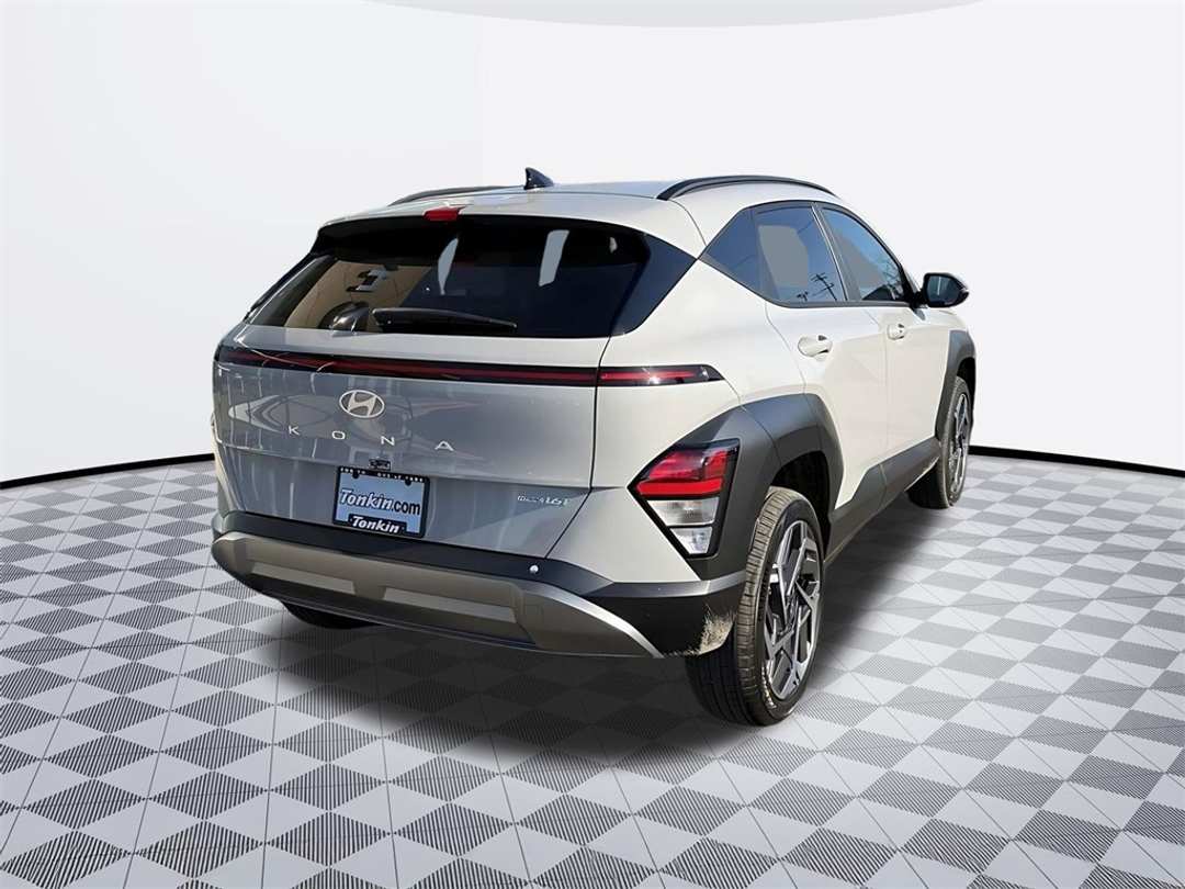 2026 Hyundai Kona SEL Premium - Image 7