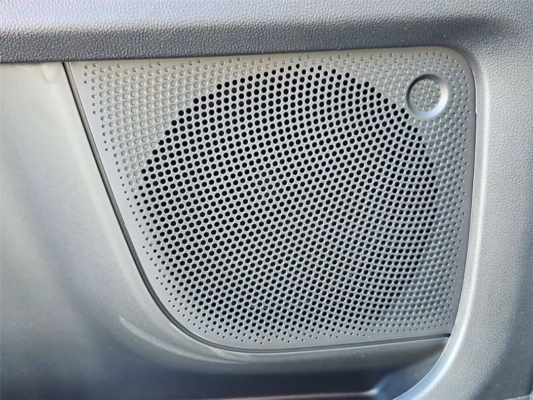 2025 Ford Bronco Sport Heritage - Image 11