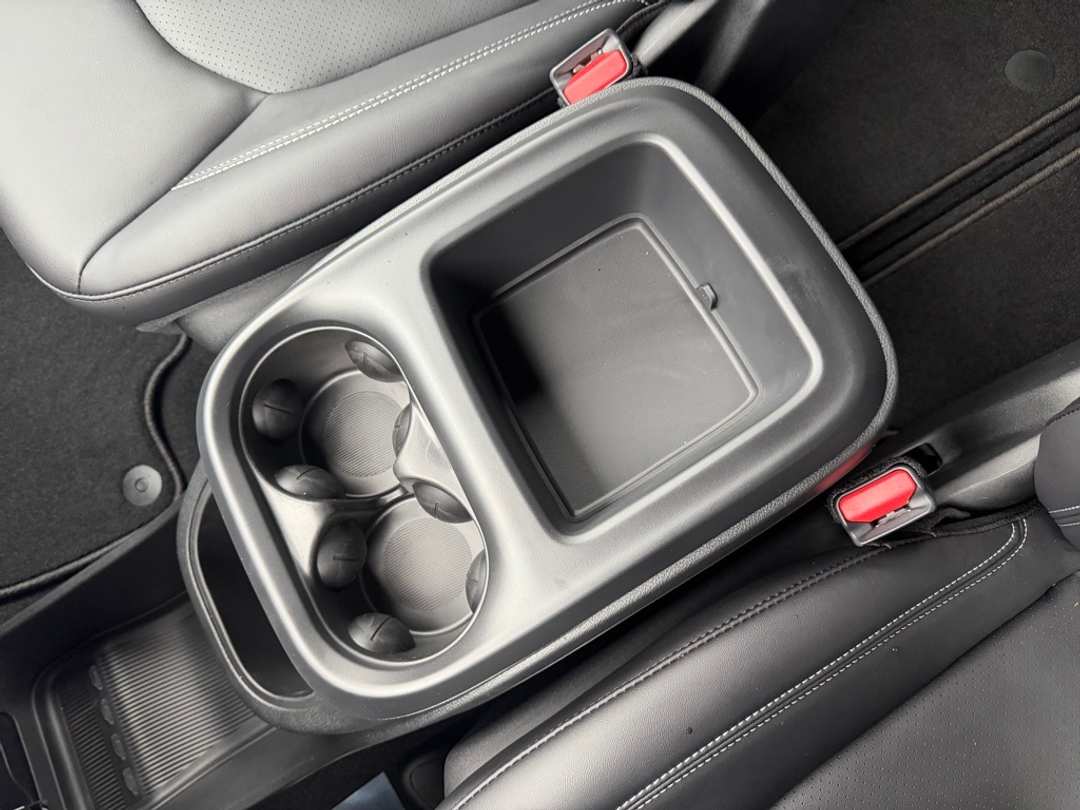 2026 Chrysler Pacifica Select - Image 25