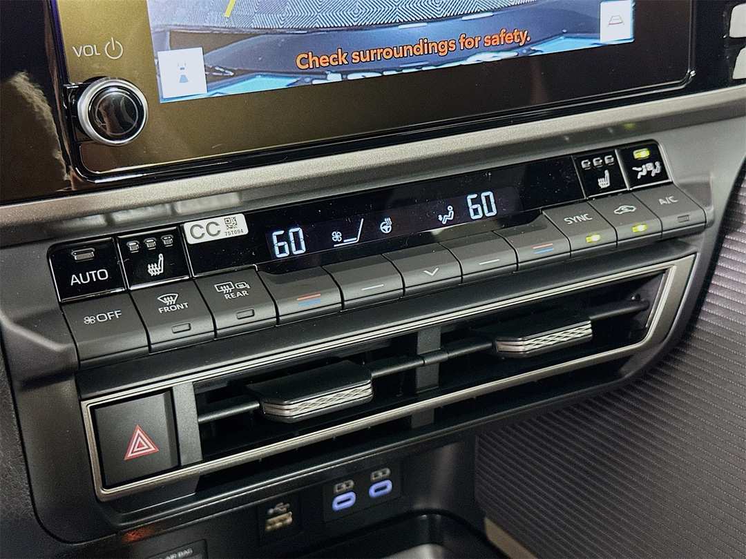 2026 Toyota Camry SE Nightshade - Image 16