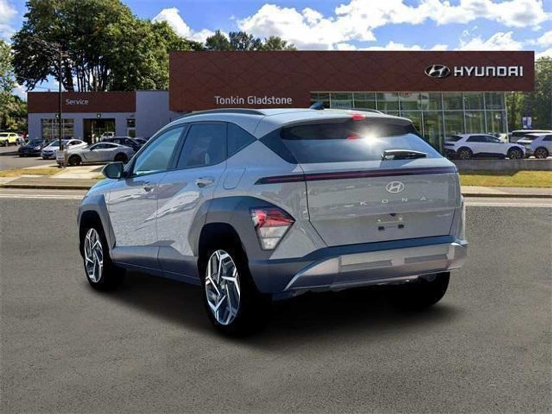 2026 Hyundai Kona SEL Premium - Image 6