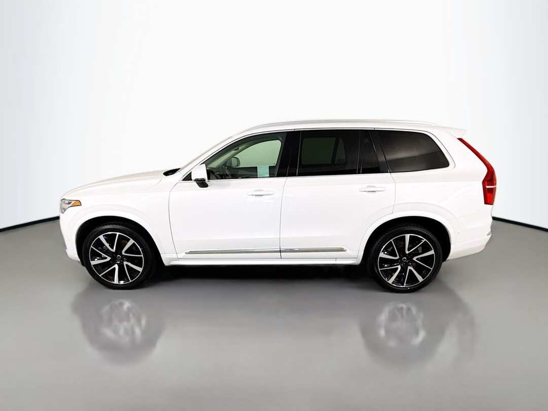 2023 Volvo Xc90 B6 Plus 7Seater - Image 2