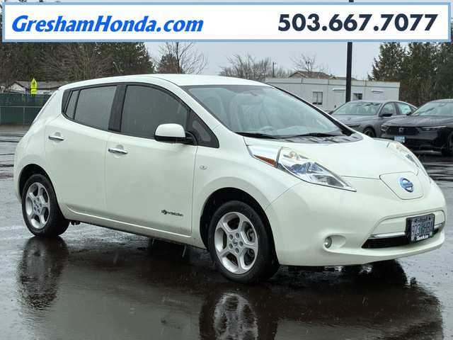 2011 Nissan LEAF SL