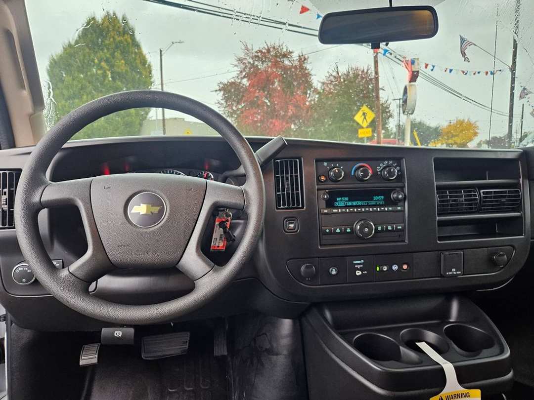 2025 Chevrolet Express 2500 Work - Image 27