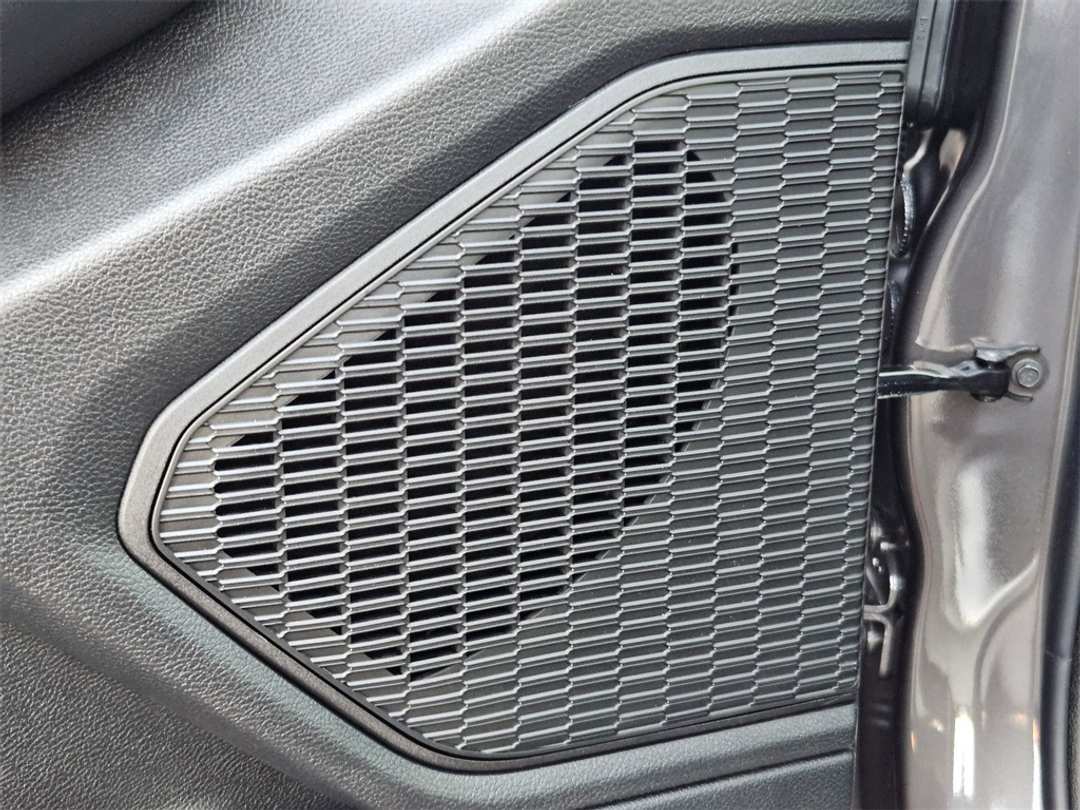 2025 Jeep Grand Cherokee L Laredo - Image 12