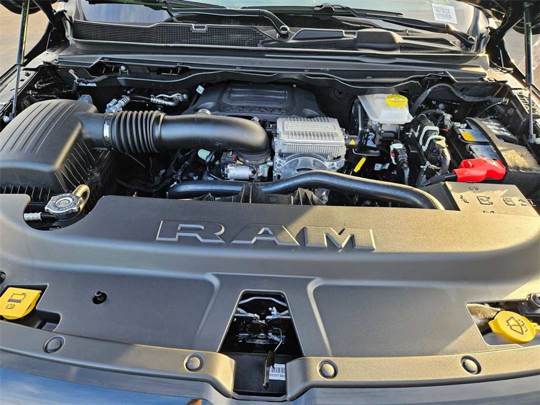 2026 Ram 1500 Laramie - Image 40