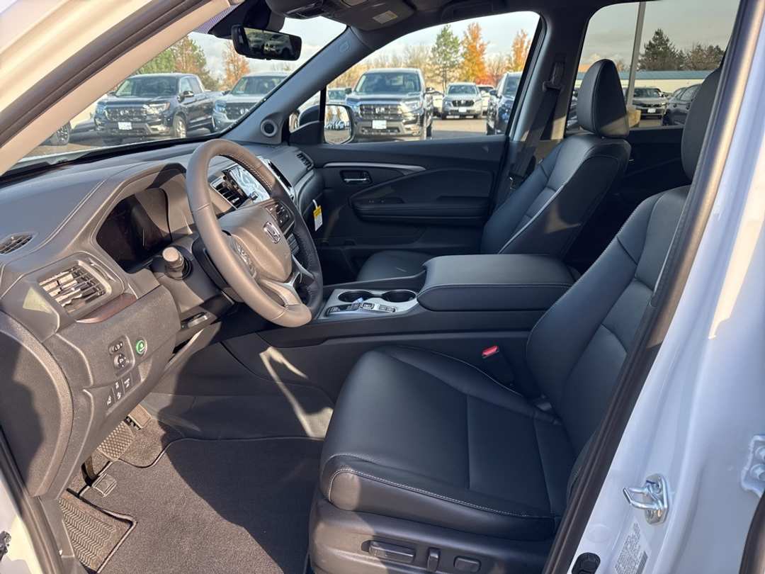 2026 Honda Ridgeline RTL - Image 15