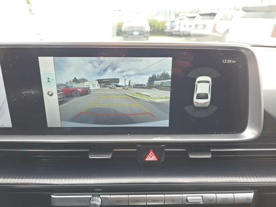 2024 Hyundai Ioniq 6 SE - Image 16