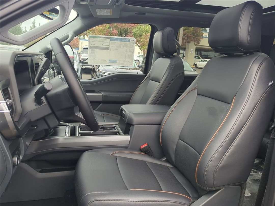 2026 Ford F-350Sd Lariat - Image 13