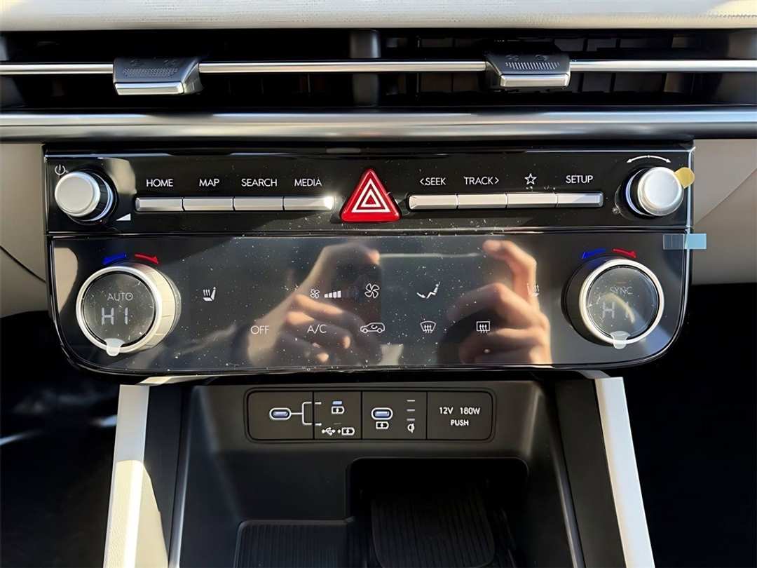 2026 Hyundai Tucson SEL Premium - Image 23