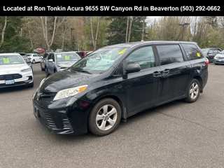 2019 Toyota Sienna L