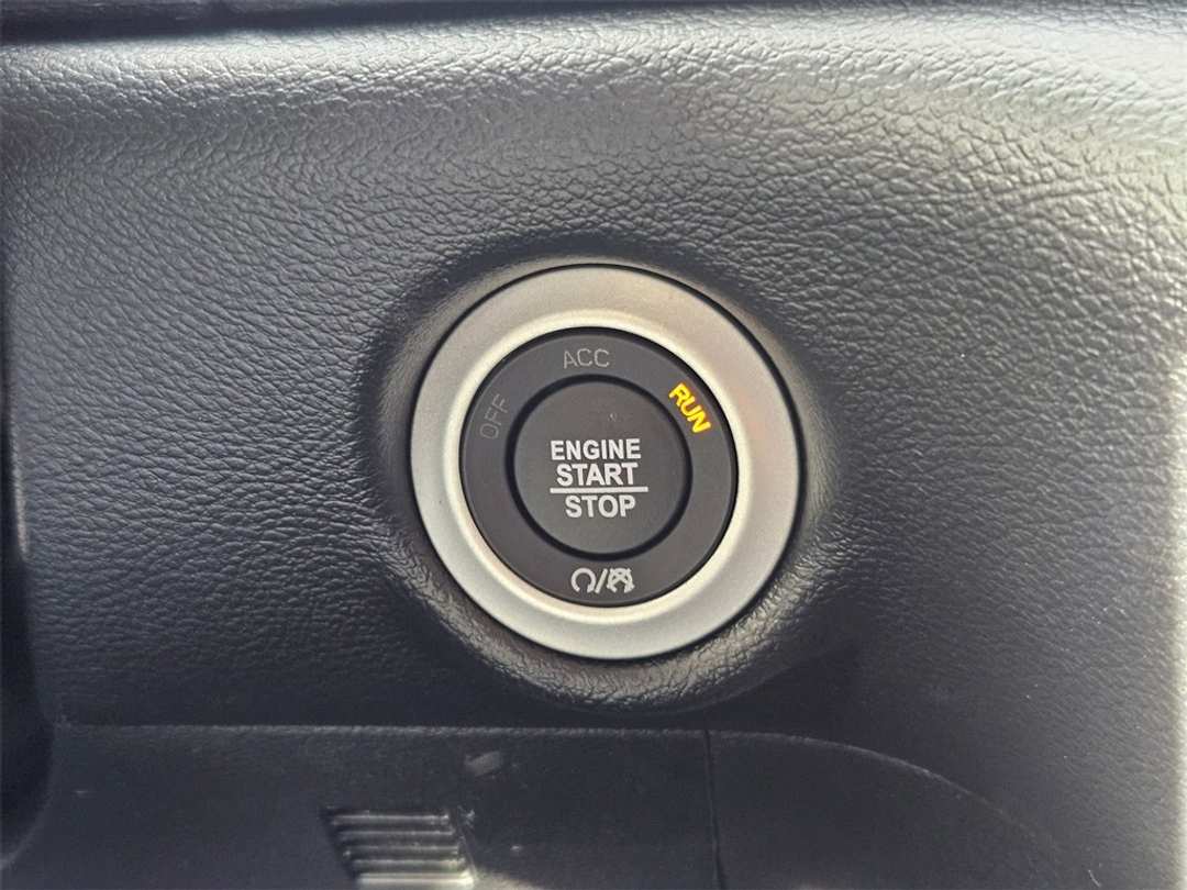 2026 Chrysler Voyager LX - Image 17