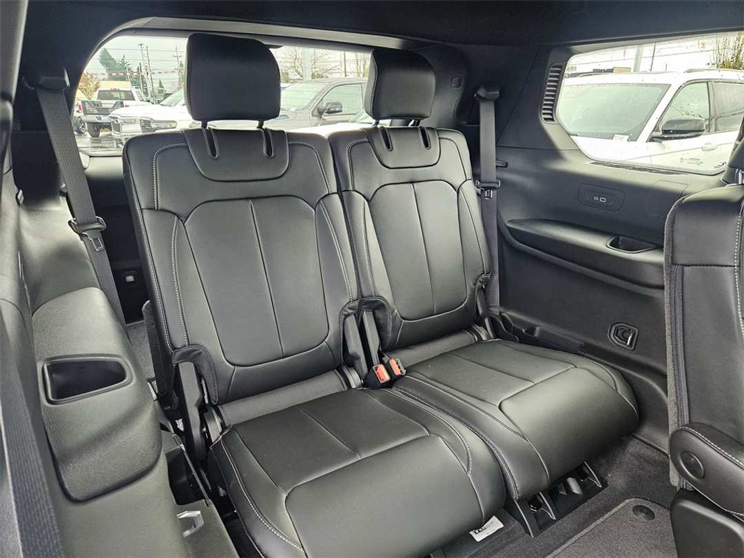 2025 Jeep Grand Cherokee L Limited - Image 35