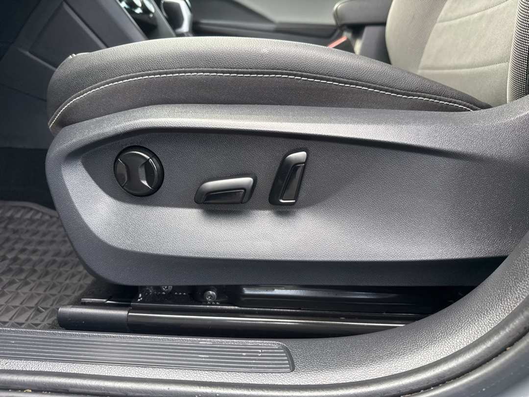 2024 Volkswagen Taos 1.5T SE - Image 15