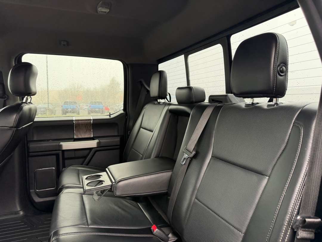 2017 Ford F-250Sd Lariat - Image 29