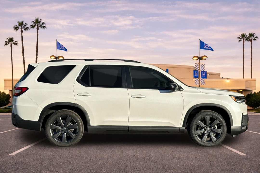 2026 Honda Pilot Sport - Image 3