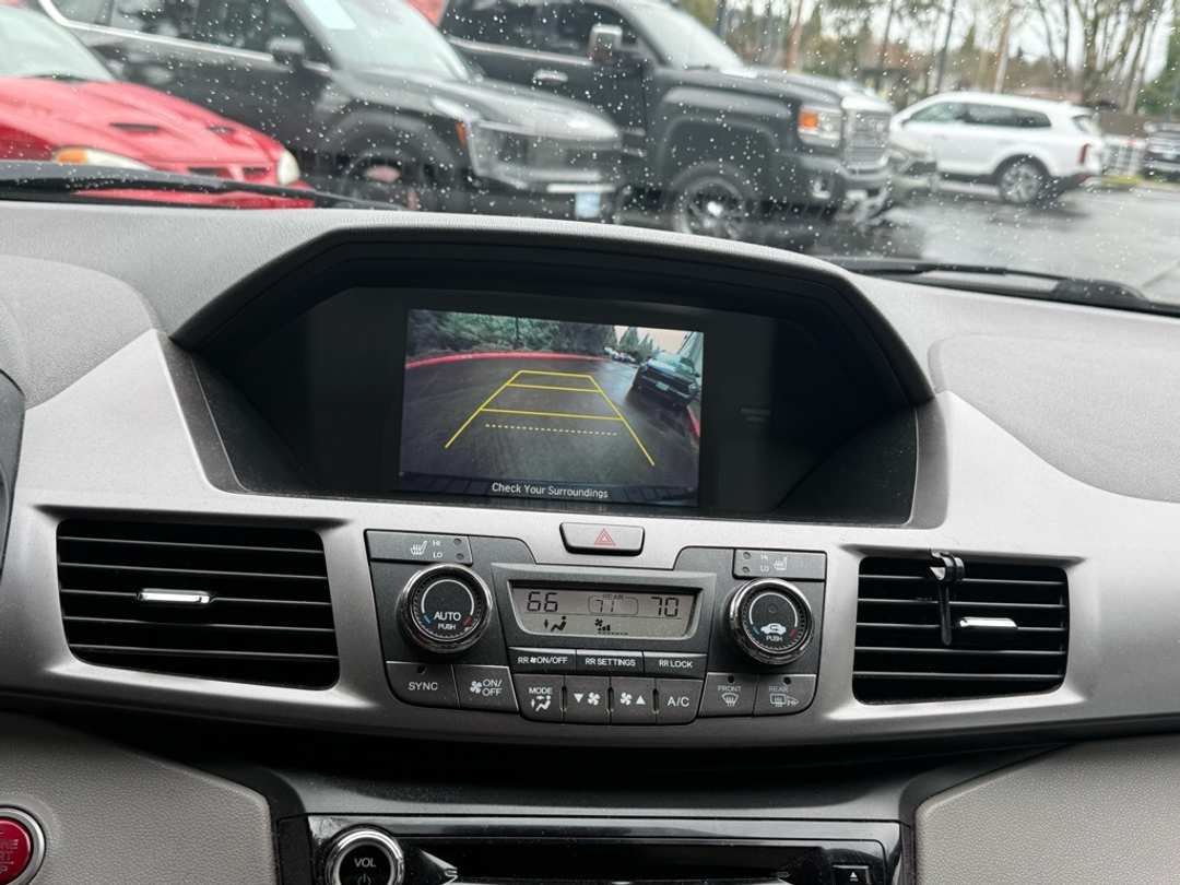 2015 Honda Odyssey EXL - Image 33