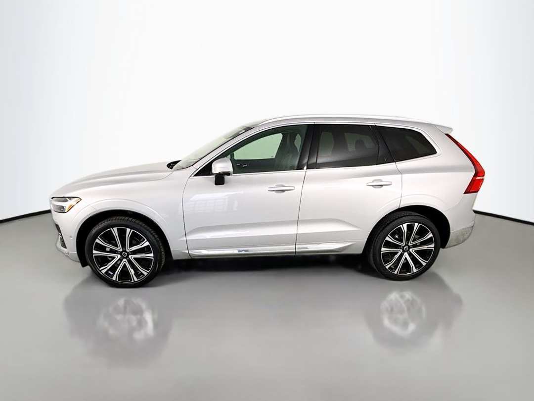 2023 Volvo Xc60 B5 Ultimate Bright Theme - Image 2