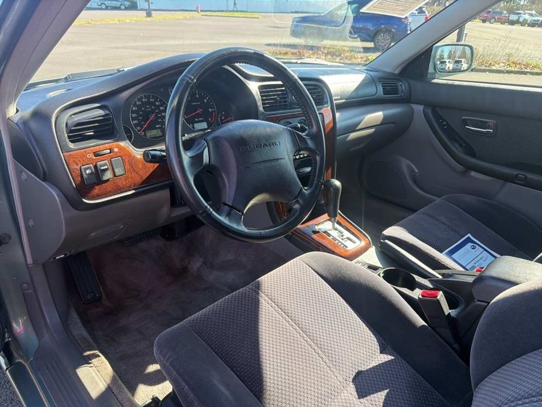2003 Subaru Legacy L - Image 14