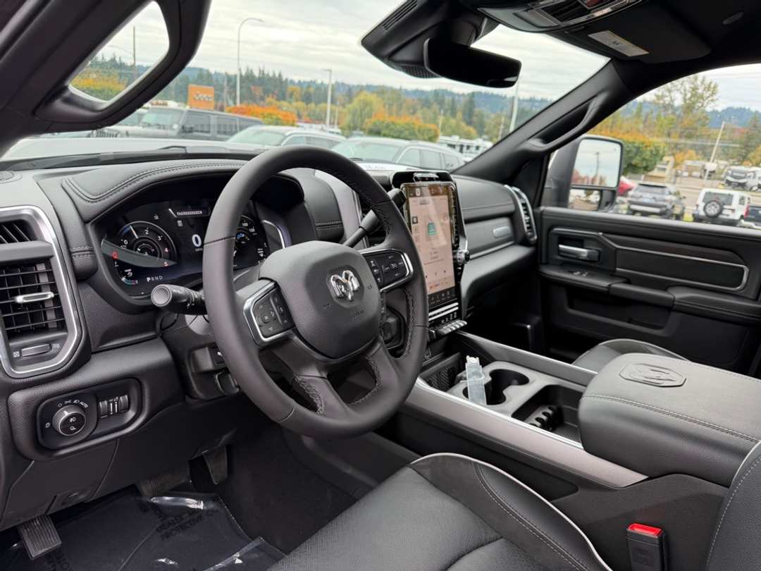 2026 Ram 2500 Laramie - Image 14