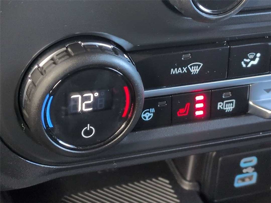 2025 Ford Bronco Badlands - Image 21