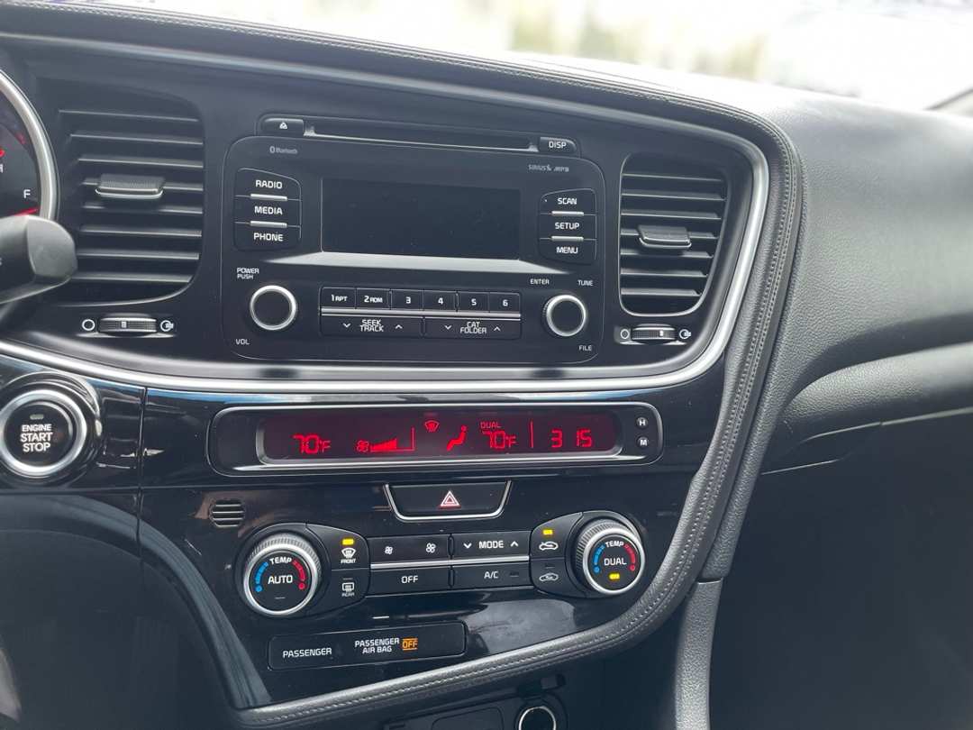 2015 Kia Optima EX - Image 20