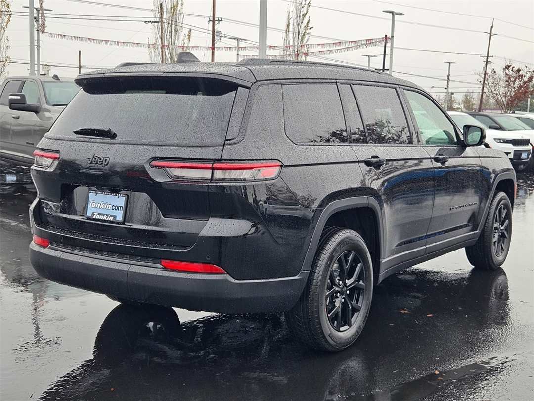 2025 Jeep Grand Cherokee L Altitude X - Image 6