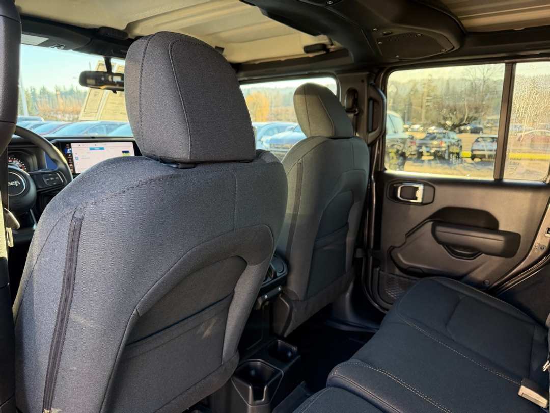 2026 Jeep Wrangler Sport - Image 30