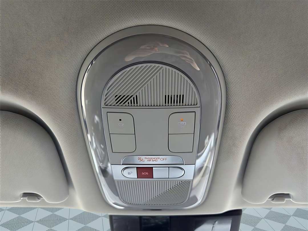 2026 Hyundai Ioniq 9 SEL - Image 28