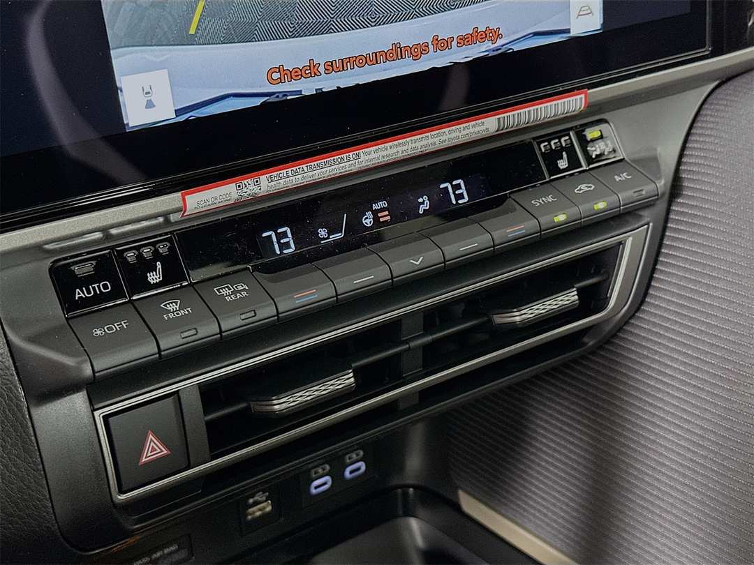 2026 Toyota Camry SE Nightshade - Image 16