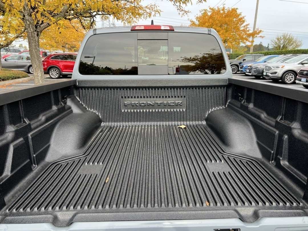 2026 Nissan Frontier SV - Image 9