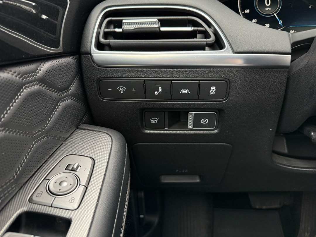 2020 Hyundai Palisade Limited - Image 28