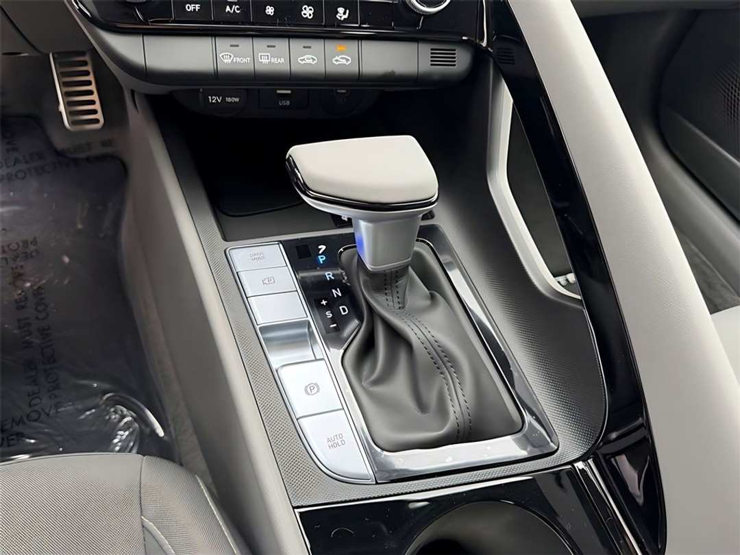 2026 Hyundai Elantra SEL Sport - Image 24