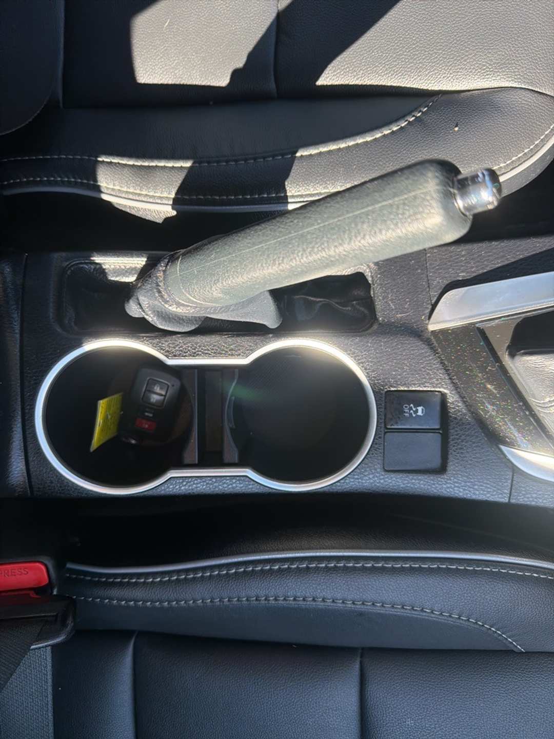 2018 Toyota Corolla L - Image 32