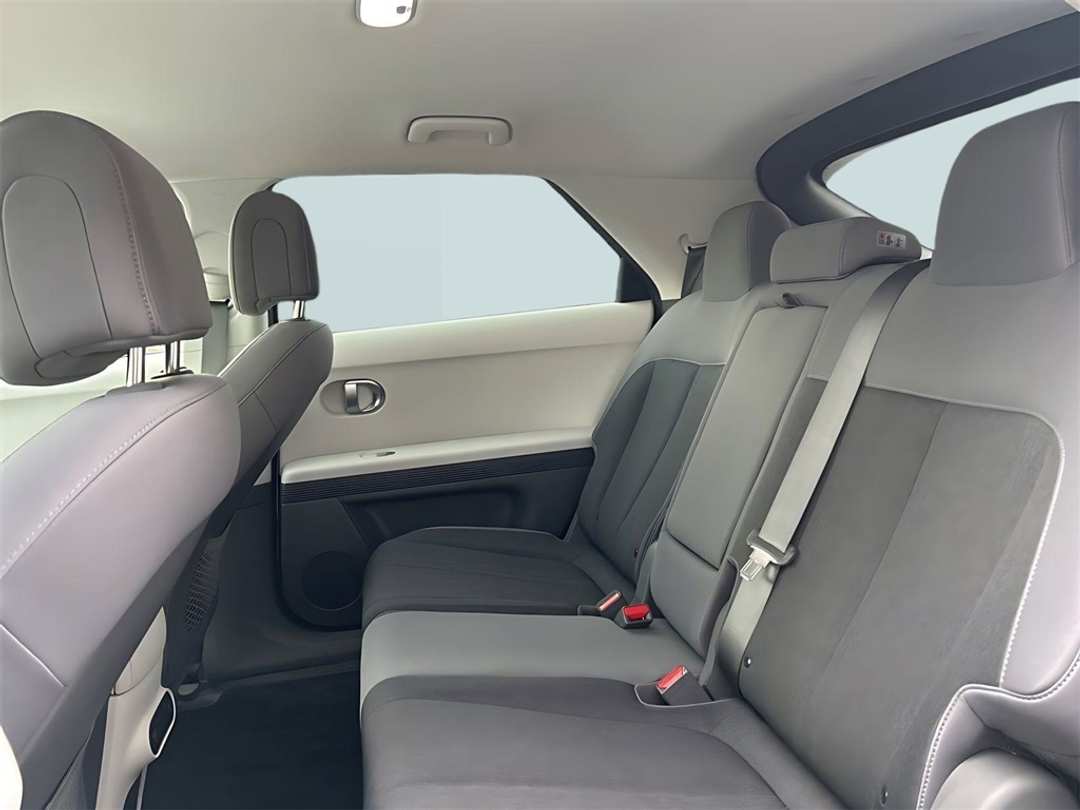 2023 Hyundai Ioniq 5 SE - Image 10